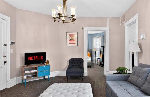 Clifton Apartment | Charming Apartment in bustling Clifton & Crescent Hill