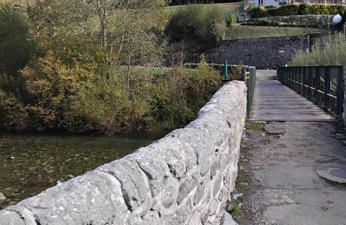 Laruns Apartment | Charming apartment on the banks of the Gave Ossau, quiet corner(4 pers)