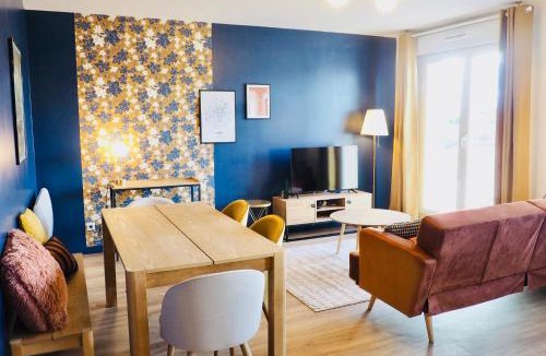 Bas de Venoix Apartment | Charming apartment - private parking, balcony