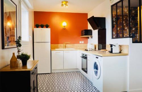 Bas de Venoix Apartment | Charming apartment - private parking, balcony