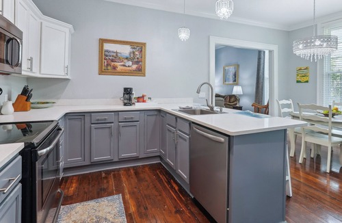Jefferson Apartment | Charming Apartment Retreat in Historic Jefferson!