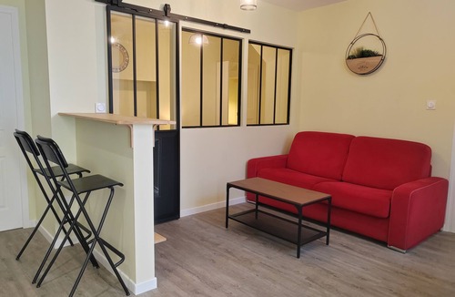 Gemozac Apartment | Charming Apartment Renovation Workshop