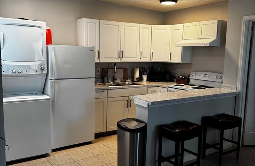 Navy Point Apartment | Charming Apartment Sleeps 4