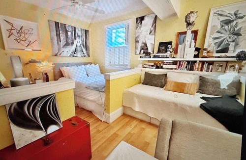 North Sea Apartment | CHARMING APARTMENT WITH SEPARATE ENTRANCE