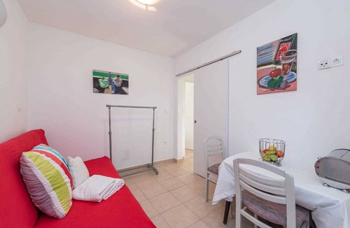 Privlaka Apartment | Charming Apartment Val