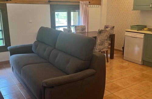 Villanua Apartment | Charming Apartment Villanúa, 5 guests, near slopes
