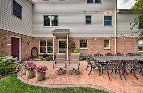 Salunga Apartment | Charming Apartment w/Yard & Beautiful Gardens!