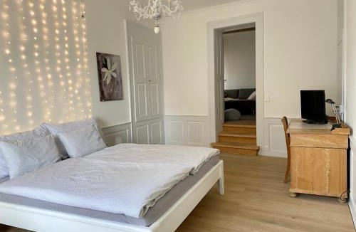 Thun Apartment | Charming Apartment-Walk to Old Town, Thun