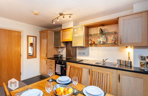 Little Lever Apartment | Charming Apartment with River Views