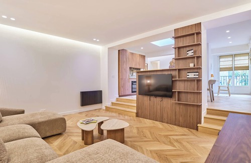 Hopital Saint-Louis Apartment | Charming Apartment With AC - Canal Saint-martin