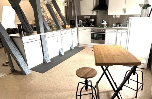 Nevers Apartment | Charming apartment with character