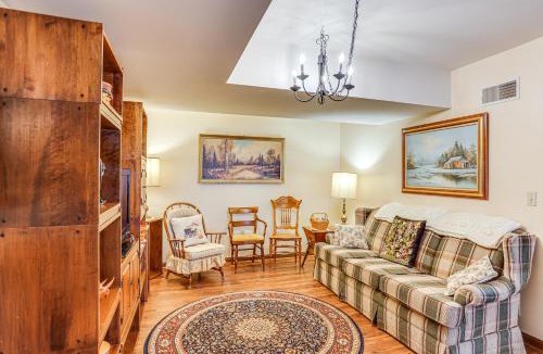 Salunga Apartment | Charming Apartment with Yard and Beautiful Gardens!