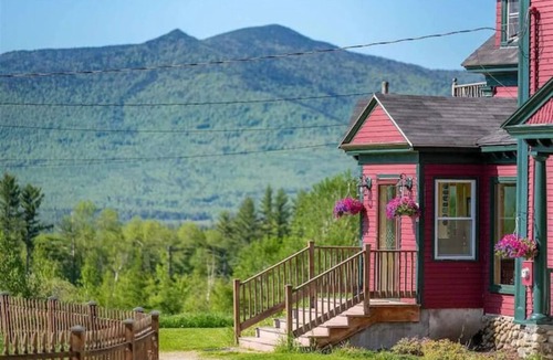 Jefferson House | Charming Applebrook Historic Home - Mountain Views & Spacious Grounds