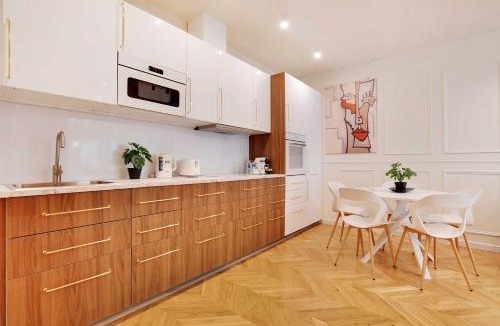 Quartier Saint-Ambroise Apartment | Charming Apt - AC - 2BR-6P - Near Bastille