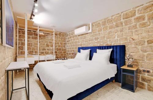 Quartier Saint-Ambroise Apartment | Charming Apt - AC - 2BR-6P - Near Bastille