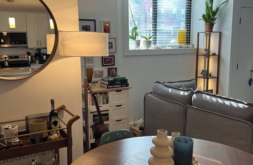 Ditmars Steinway Apartment | Charming Apt in Astoria Dirtmars.