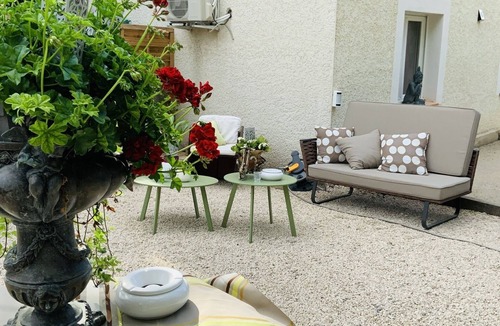 Les 3 Ponts House | Charming artist's house.