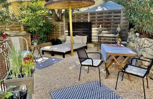 Les 3 Ponts House | Charming artist's house.