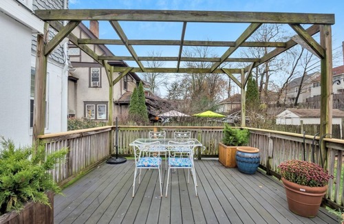 Newburgh House | Charming Arts and Crafts Home