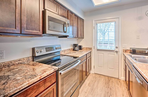West Westminster House | Charming Arvada Townhome, 4 Mi to Olde Town!