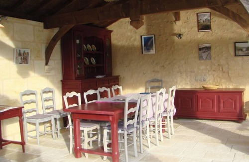 Tizac-de-Lapouyade House | Charming atypical stone house