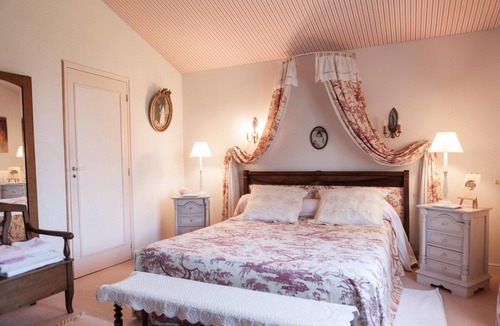 Sainte-Terre House | CHARMING B&B at the gateway to ST EMILION