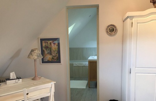 Dame-Marie-les-Bois Bed & Breakfast | Charming B&B on golf course - 15 mn from Amboise - Near EXIT 18 A10 Highway