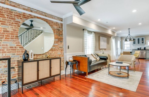 Downtown Baltimore House | Charming Baltimore Getaway ~ 1 Mi to Downtown!