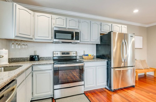 Downtown Baltimore House | Charming Baltimore Getaway ~ 1 Mi to Downtown!