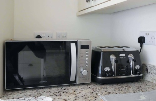 Hinton St. George House | Charming Barn Conversion, Idyllic Somerset Village