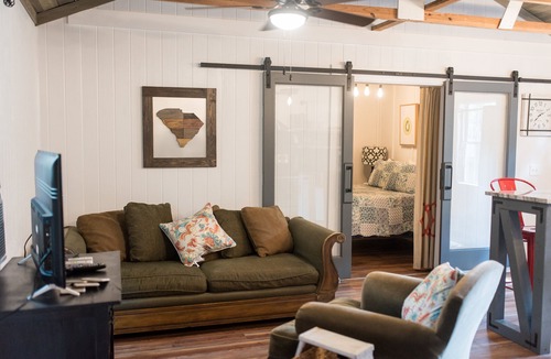 Summerville Historic District House | Charming Barn Getaway