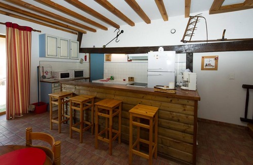 Chatel-Montagne Cottage | Charming Barn with Garden and Pets Allowed