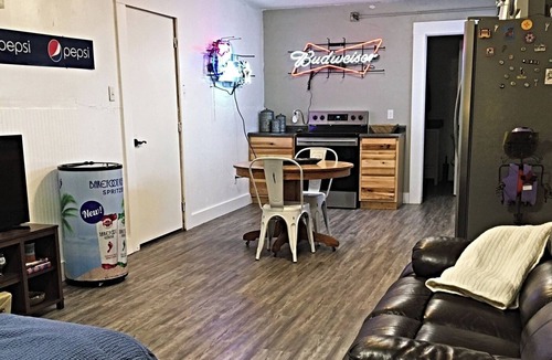 Lubbock House | Charming barndo in terrific Lubbock with WiFi, AC