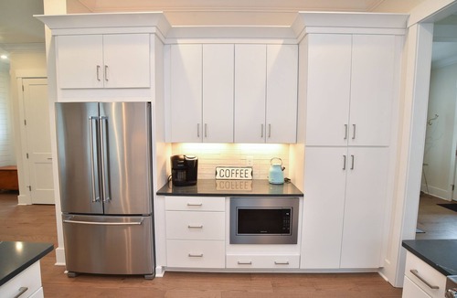 Cape Charles House | Charming Bayside Retreat – Walk to Beach & Life Center Pools!