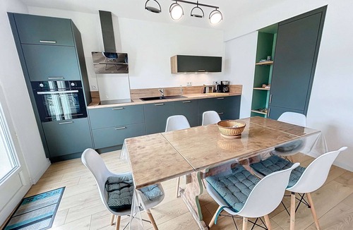 Saint-Pair-sur-Mer House | Charming Beachside House: 4 Bedrooms, Garden, Parking, Wi-Fi, 8 Sleeps!