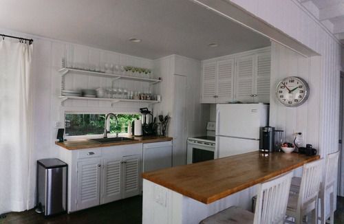 Fire Island Pines House | Charming Beach Cottage Steps from beach with delightful ocean views