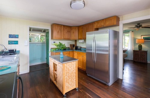 Kuau Cottage | Charming Beach Cottage by Mama's Beach