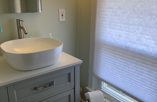 Old Lyme Cabin | Charming Beach Cottage