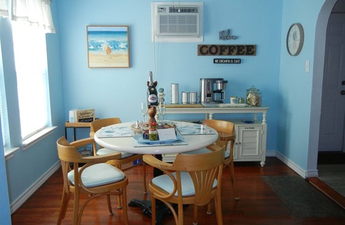 Rockport House | Charming beach cottage in Rockport - Bobby's Landing