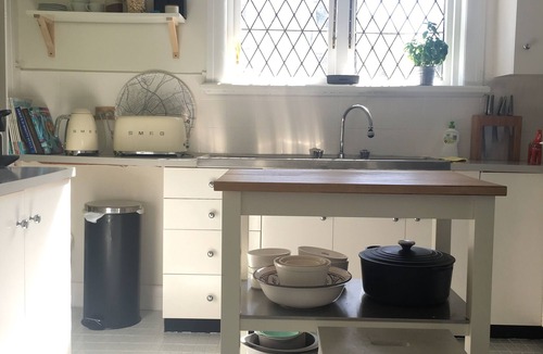 Queenscliff House | Charming beach house, 50m from Manly beach