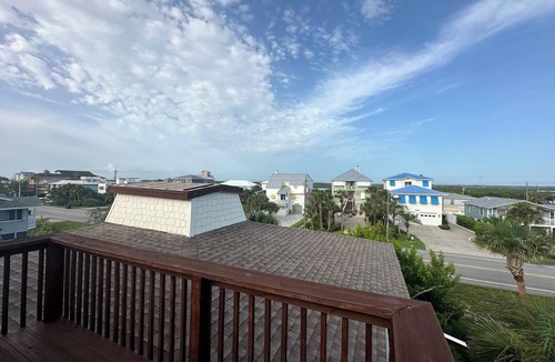 Bethune Beach House | Charming beachside bungalow steps from the beach.