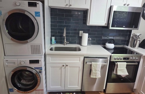 Beacon Hill Apartment | Charming Beacon Hill 2brm/1.5bath