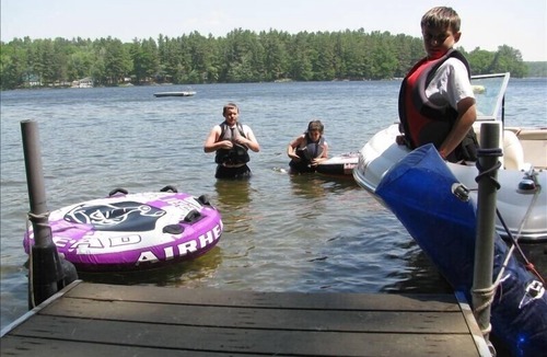 Hartford Cottage | Charming Bear Pond Cottage