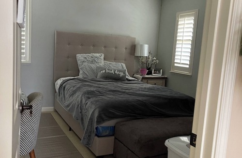 Ewa Bed & Breakfast | Charming bed & breakfast in upscale Ewa Beach with WiFi