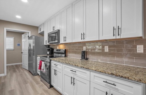 Bedford House | Charming Bedford 4BR Gameroom