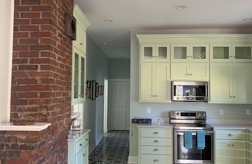 Bell Buckle House | Charming Bell Buckle Bungalow - Steps from The Webb School and Downtown!