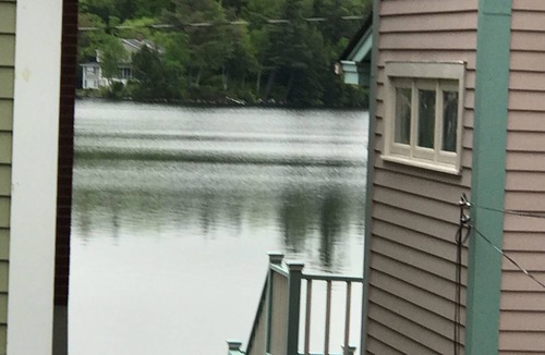 Blodgett Landing House | Charming Blodgetts Landing cottage