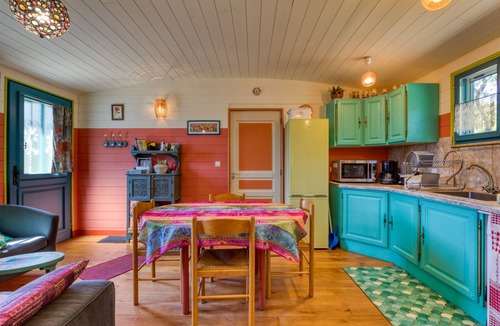 Aniane Cottage | Charming Bohemian Retreat with Pool and Stunning Views in Nature