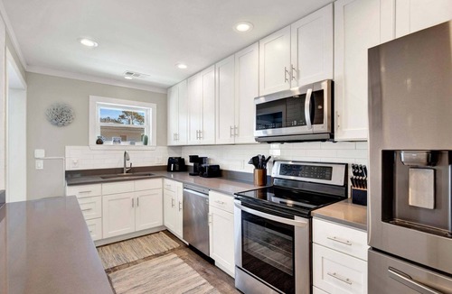 Tybee Island House | Charming Boho Retreat Located on Tybee's South End | Heated Pool Access