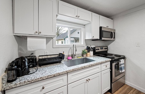 West Hills House | Charming Bremerton Cottage